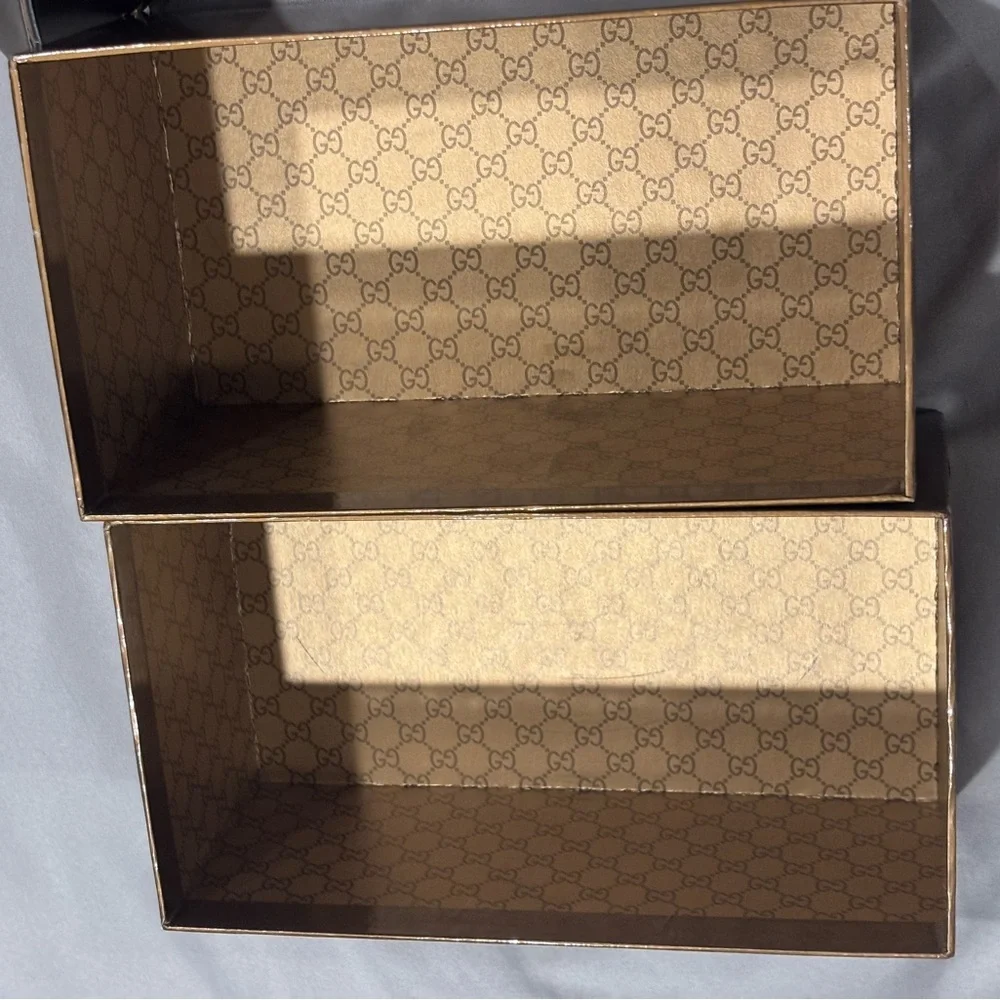 Gucci sunglasses case, box, and chamois (sunglasses not included) - Picture 6 of 6